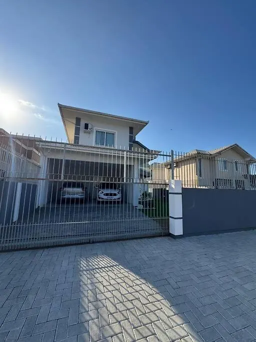 Holiday home Linda Casa No Campeche Proximo A Praia Florianopolis Brazil